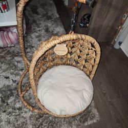 Swinging Wicker Pet Bed