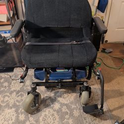 Scout Boss Electric Wheelchair - Extra Wide Seat