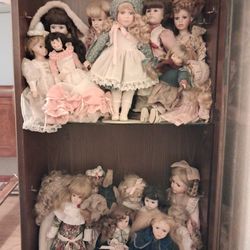 Porcelain Dolls Make offer!