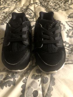 Kids Nike size 5c