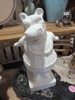Ceramic hippo statue - medium