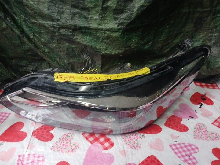 2017-19 Chevy Cruze Left Headlight
