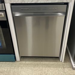 New 24” Dishwasher Built-In Stainless Steel 