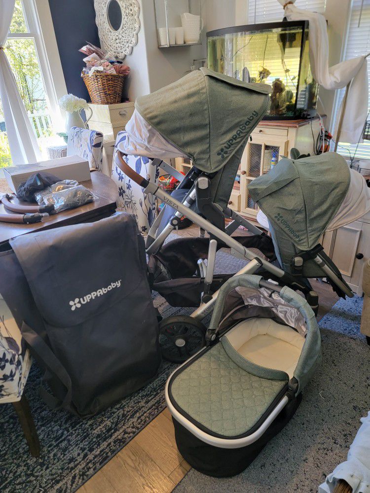 Uppababy Vista double stroller and accessories 