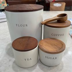 Kitchen canisters hearth and hand ( magnolia)
