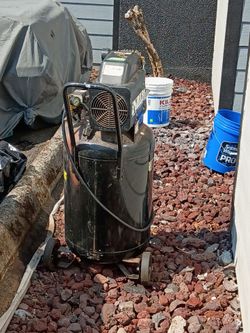 Air compressor