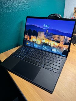 ASUS ROG Flow Z13 64GB RAM 1TB STORAGE