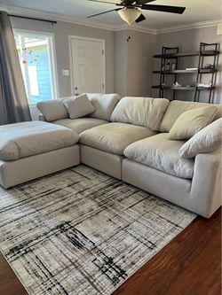 Cream Modular sectional sofa