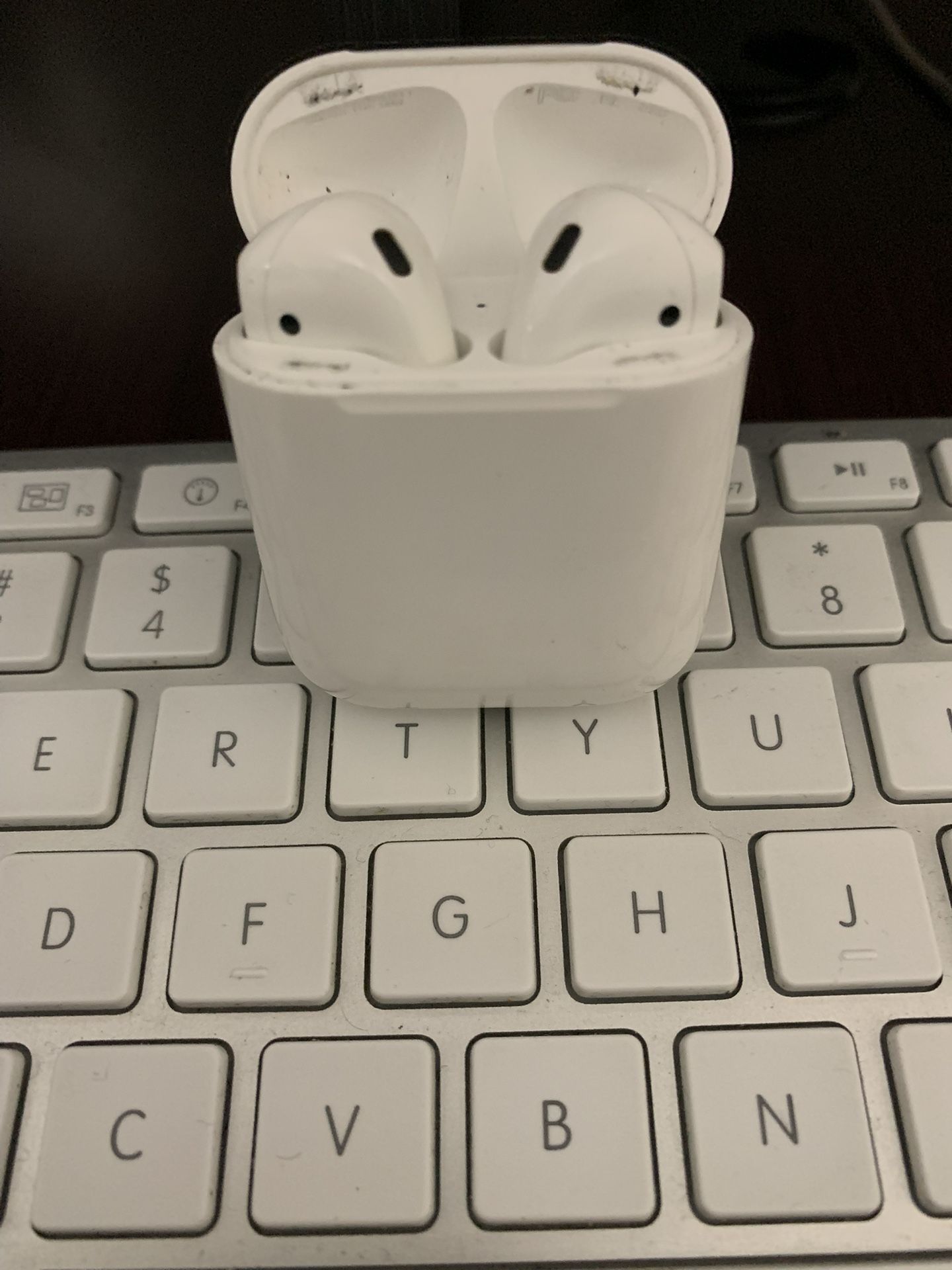 AirPods 
