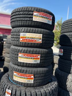 215-45/17 Arroyo vendo Tires nueva con 50.000 millas de garantía