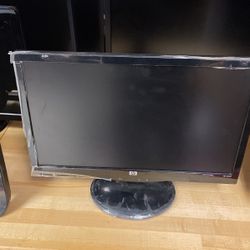 HP / Dell 20” VGA/DVI /hdmi Monitor