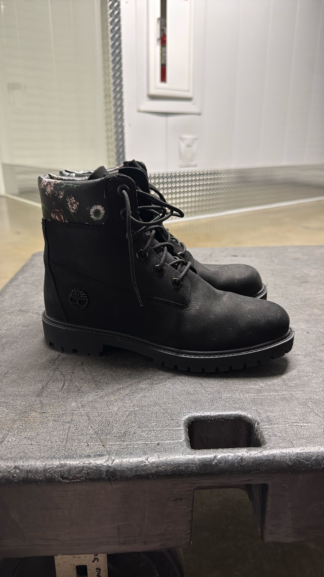 Timberland Womens Heritage Waterproof 6” Boot