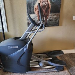 Commercial Grade Octane Q35c elliptical