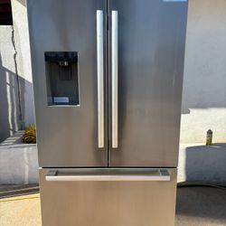 Bosch Refrigerator Black Stainless Steel 