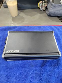 UN AMPLIFIER KICKER