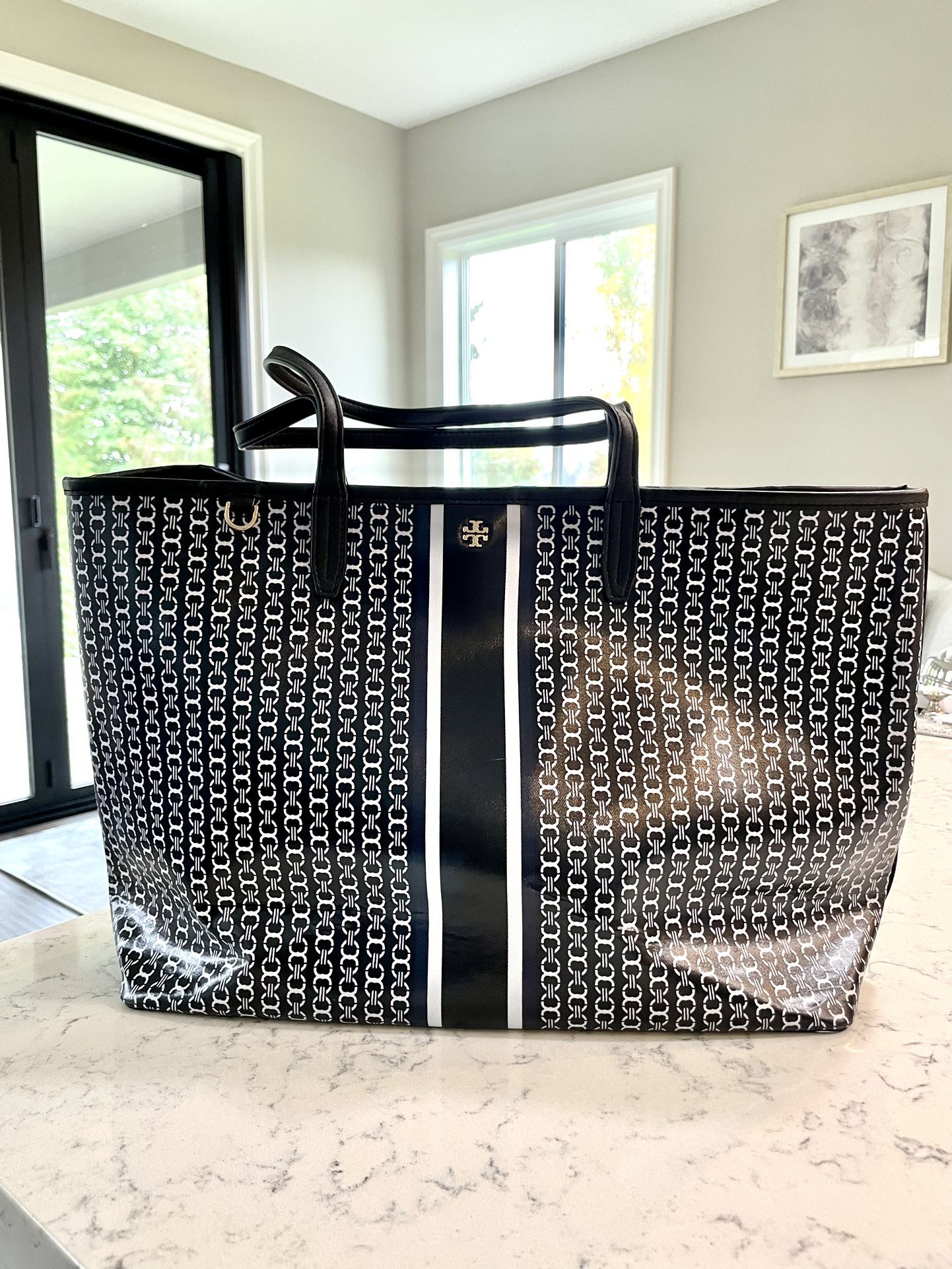 Tory Burch Gemini Link Tote in Black