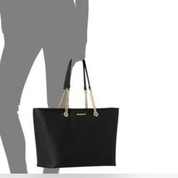 BLACK BAG Michael Kors Jet Set Travel Chain Leather  Black Handbag Brand New.