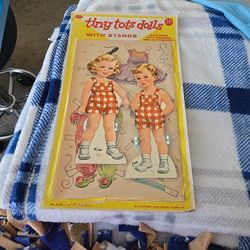 Paper Dolls 
