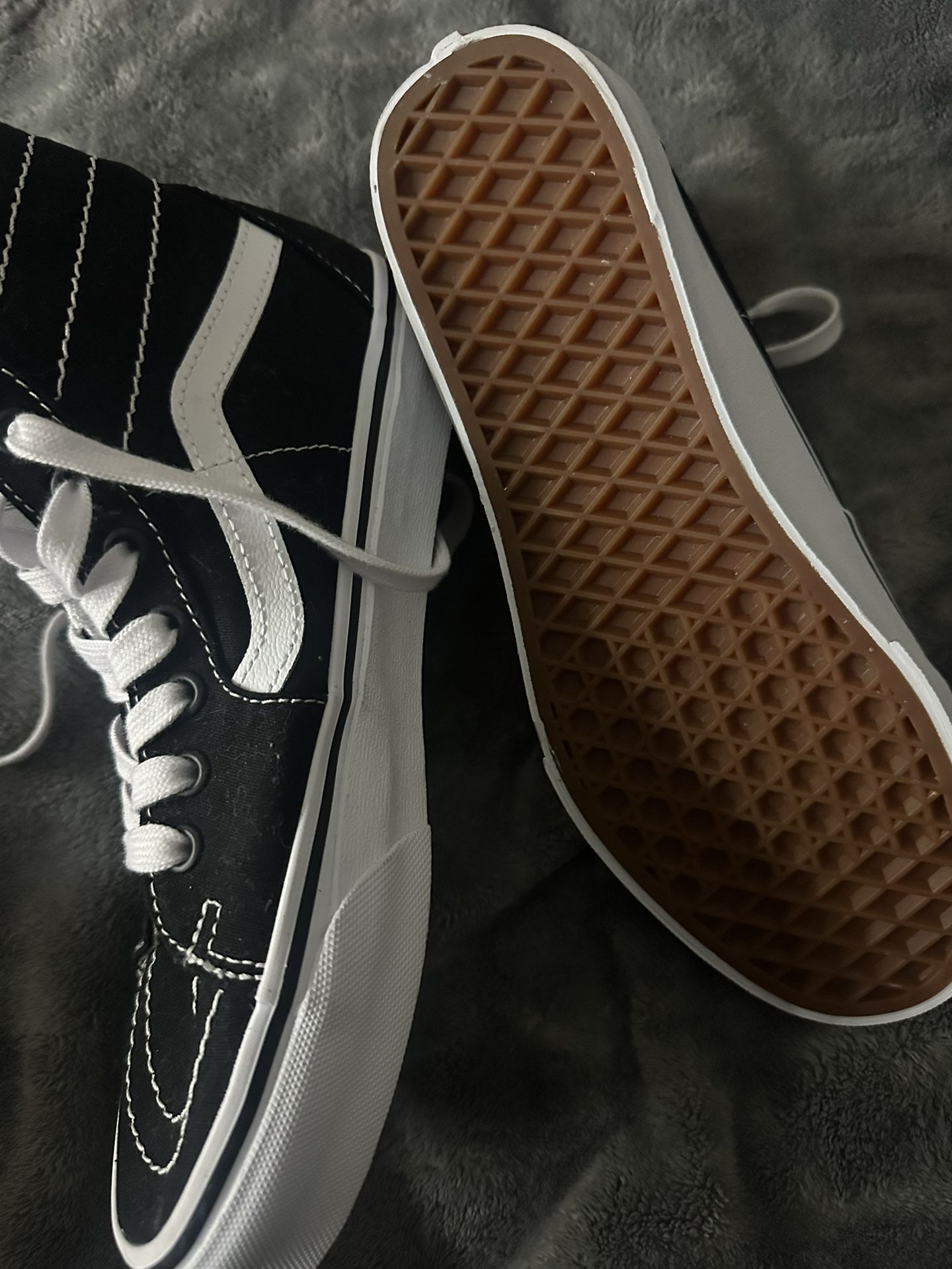 VANS SNEAKERS