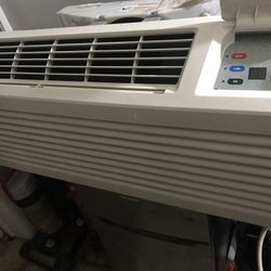 Amana. Air Conditioner/ Heater Unit