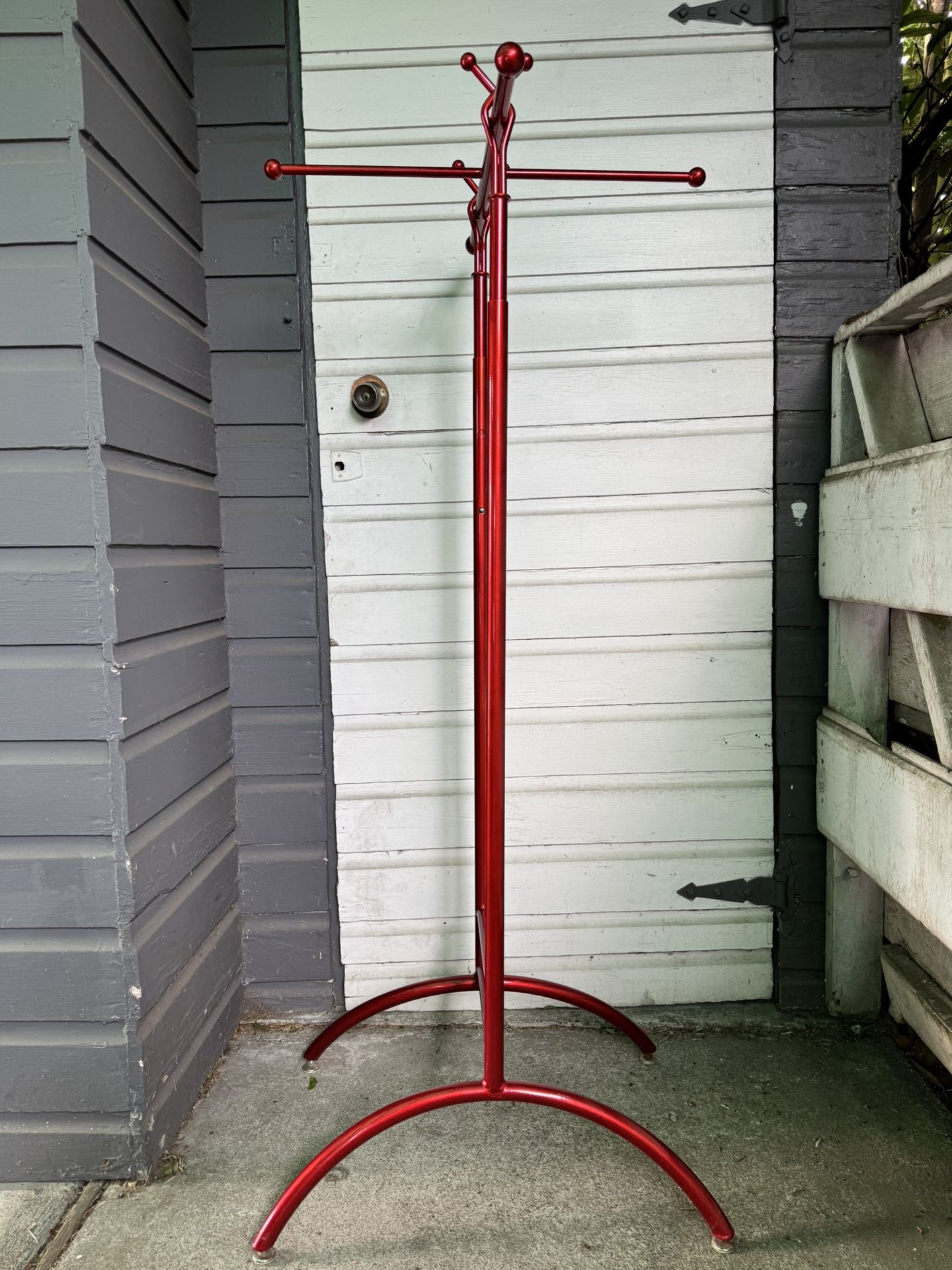 Clothes/Coat Hanger