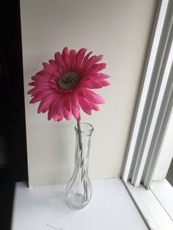 flower in a vase artificial gerber