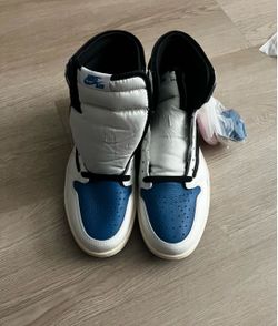 Jordan 1 Travis Scott