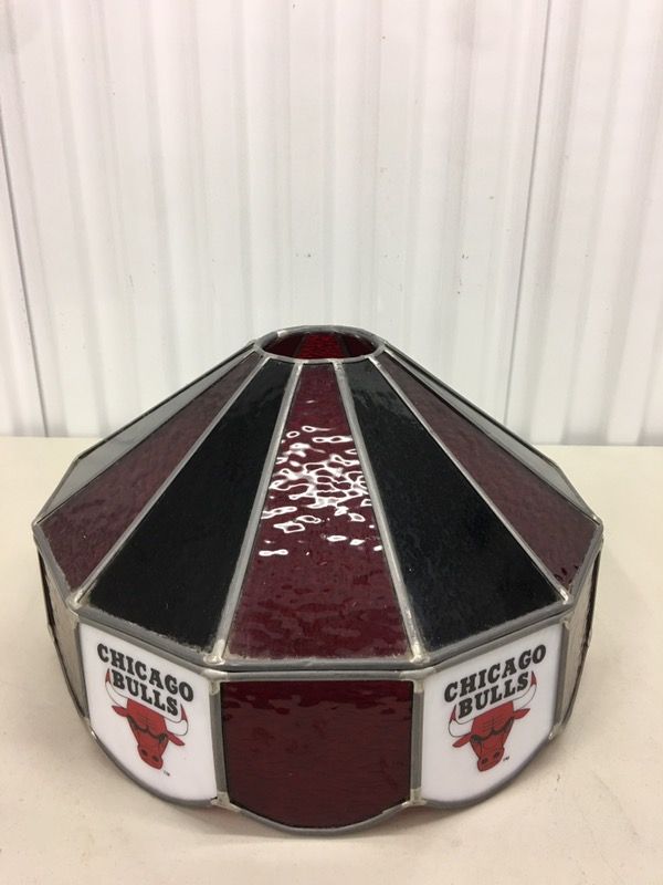 VTG NBA Chicago Bulls Stained Glass Lamp Shade