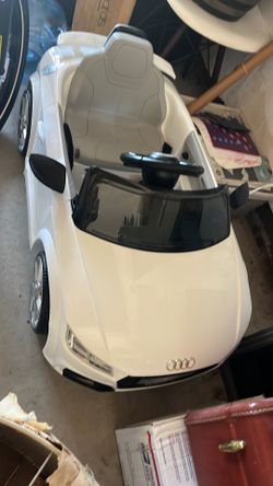 Kids toy car- remote included