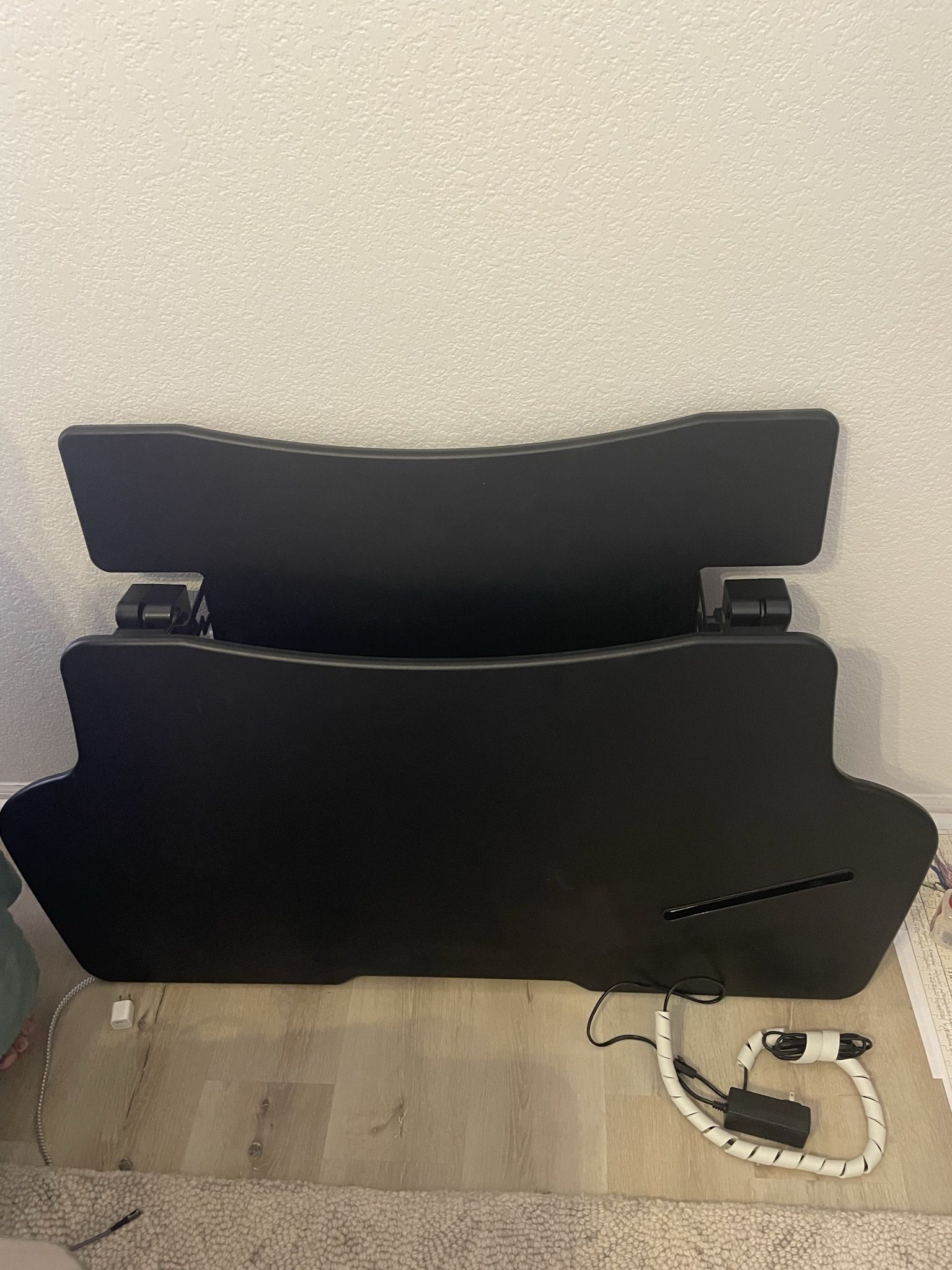 Electric Standing Desktop