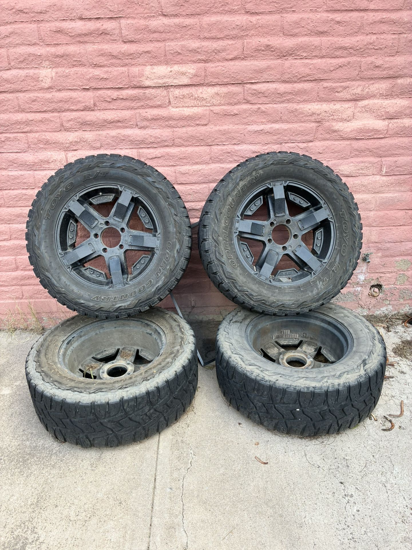 5x150 XD Rims & Tires 
