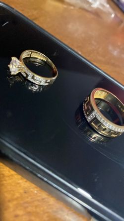 Gold ring