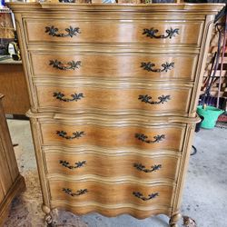 Vintage Antique Queen Anne Dresser Chest