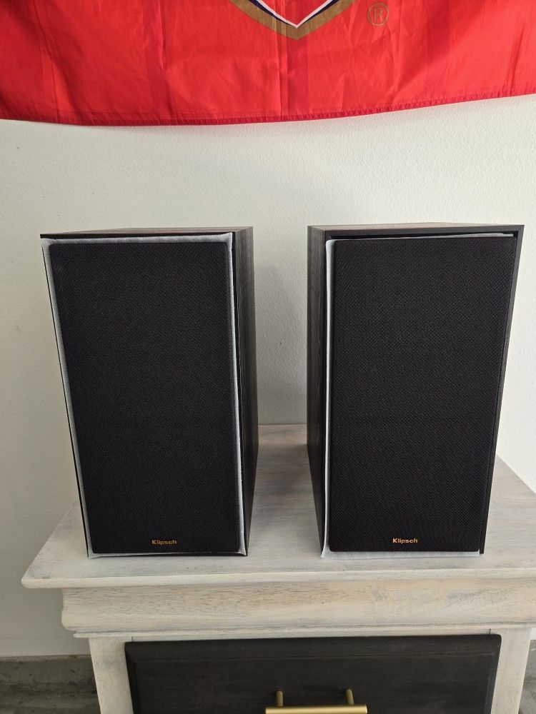 Klipsch R-60M 340W Bookshelf Speakers (Pair)