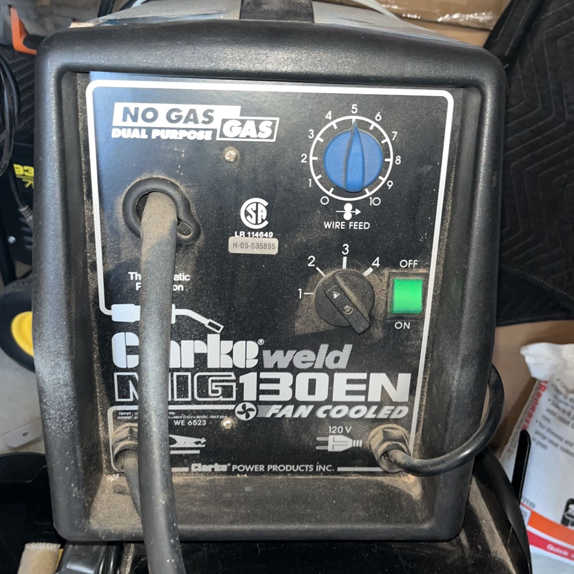  Clarke  Welder 130 EN With Gas Over The Gas