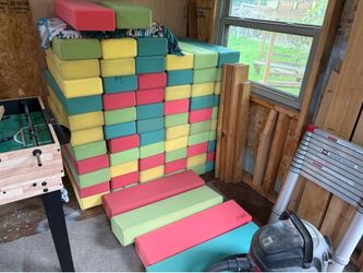 70 Riwi Foam Building Blocks selling in quantity’s of 10 for 130$