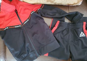Reebok toddler Sweat Suit