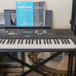 Yamaha Keyboard 
