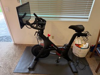 Peloton Bike