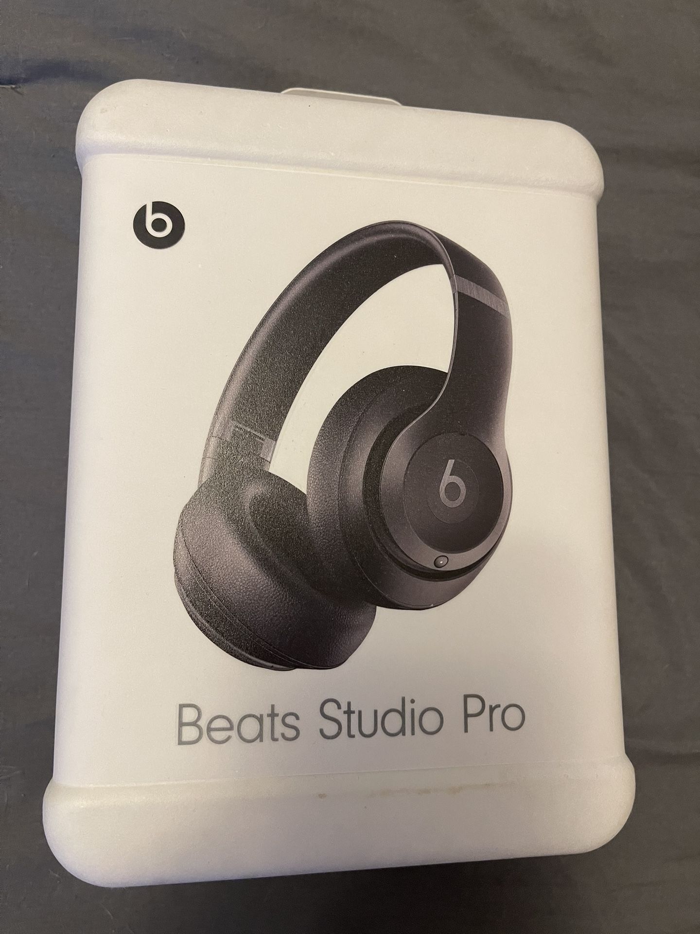 Beats Studio Pro