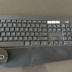 Logi Mouse And Keyboard