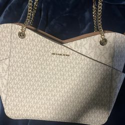 MK BAG
