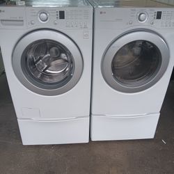 Washer And Gas Dryer LG Set