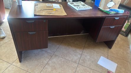 computer desk