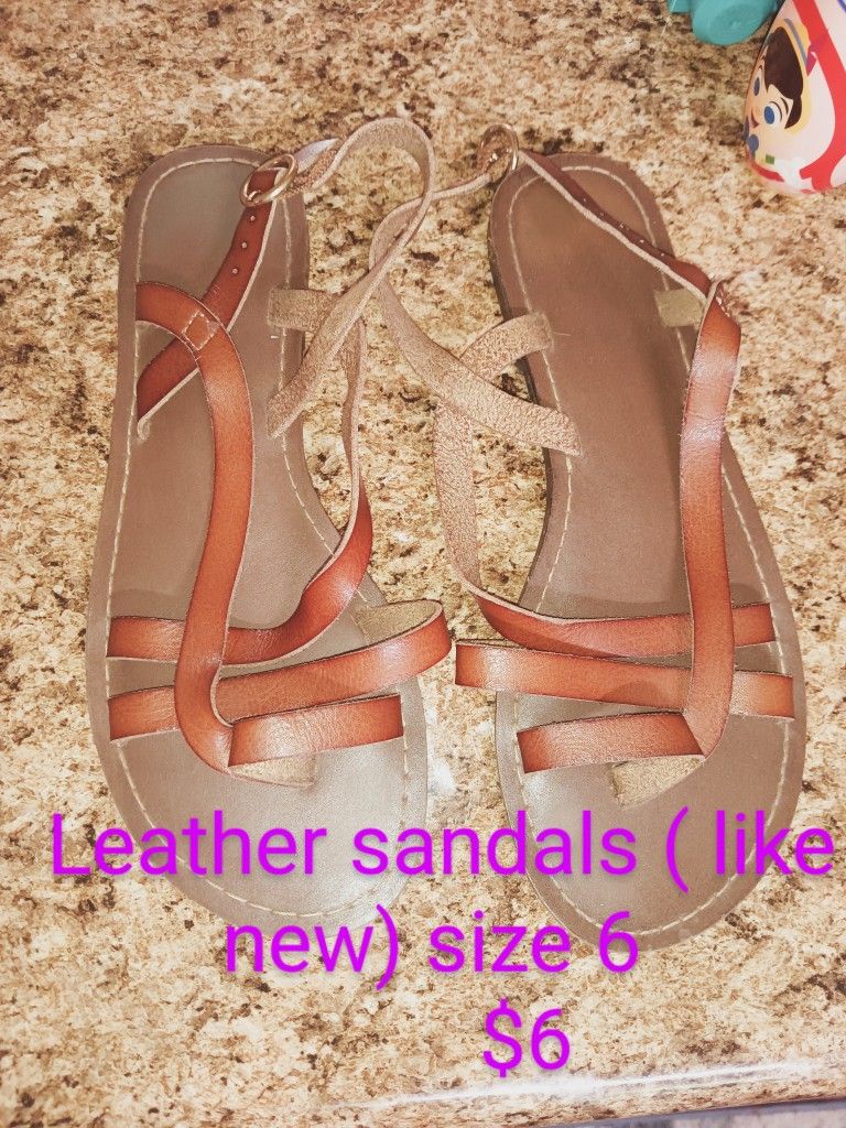 American Eagle Sandals