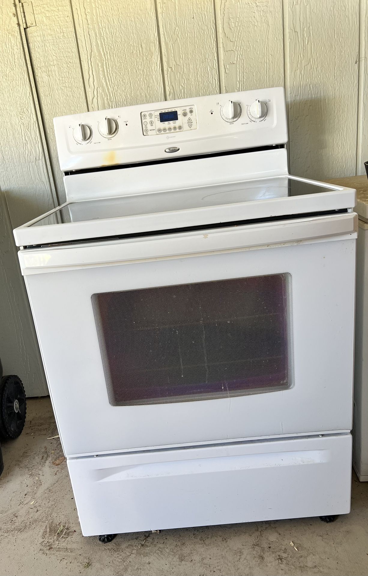 Electric Whirlpool Glasstop Oven