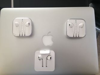 Iphone Genuin earbuds 