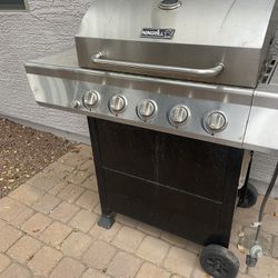 Gas Grill 