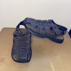 St. John’s Bay Men’s Sandals Size 11M