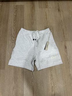 Essentials Shorts